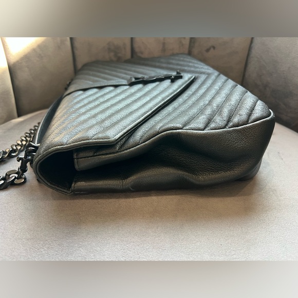 Saint Laurent Matelasse Chevron Monogram Large College Satchel Black - Picture 9 of 16